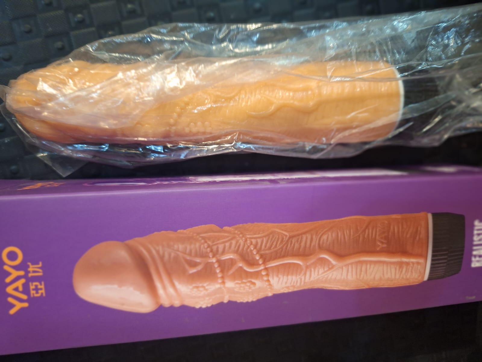 8 Inch Vibrating  Wireless Dildo For Women Pleasure