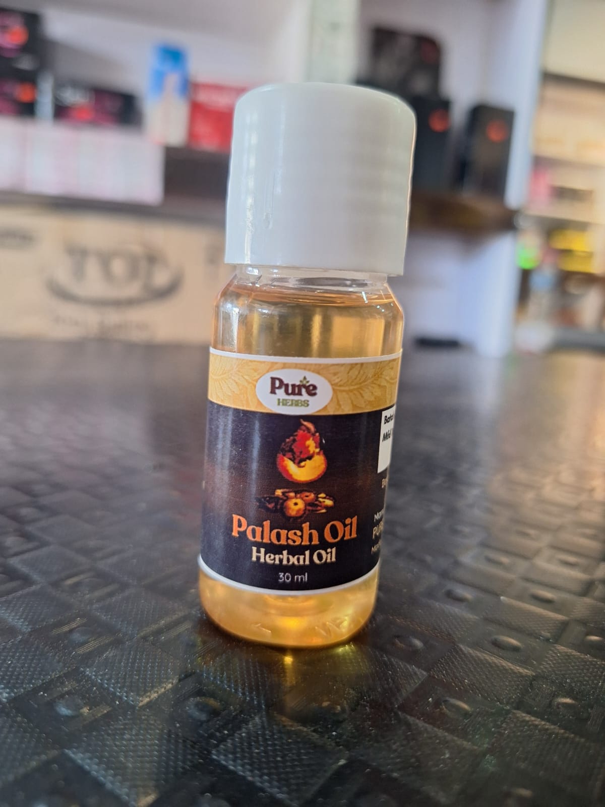 Palash long performance oil for man